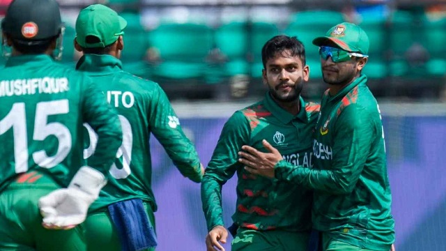 ৬ উইকেটের বিশাল ব্যবধানে জিতল বাংলাদেশ